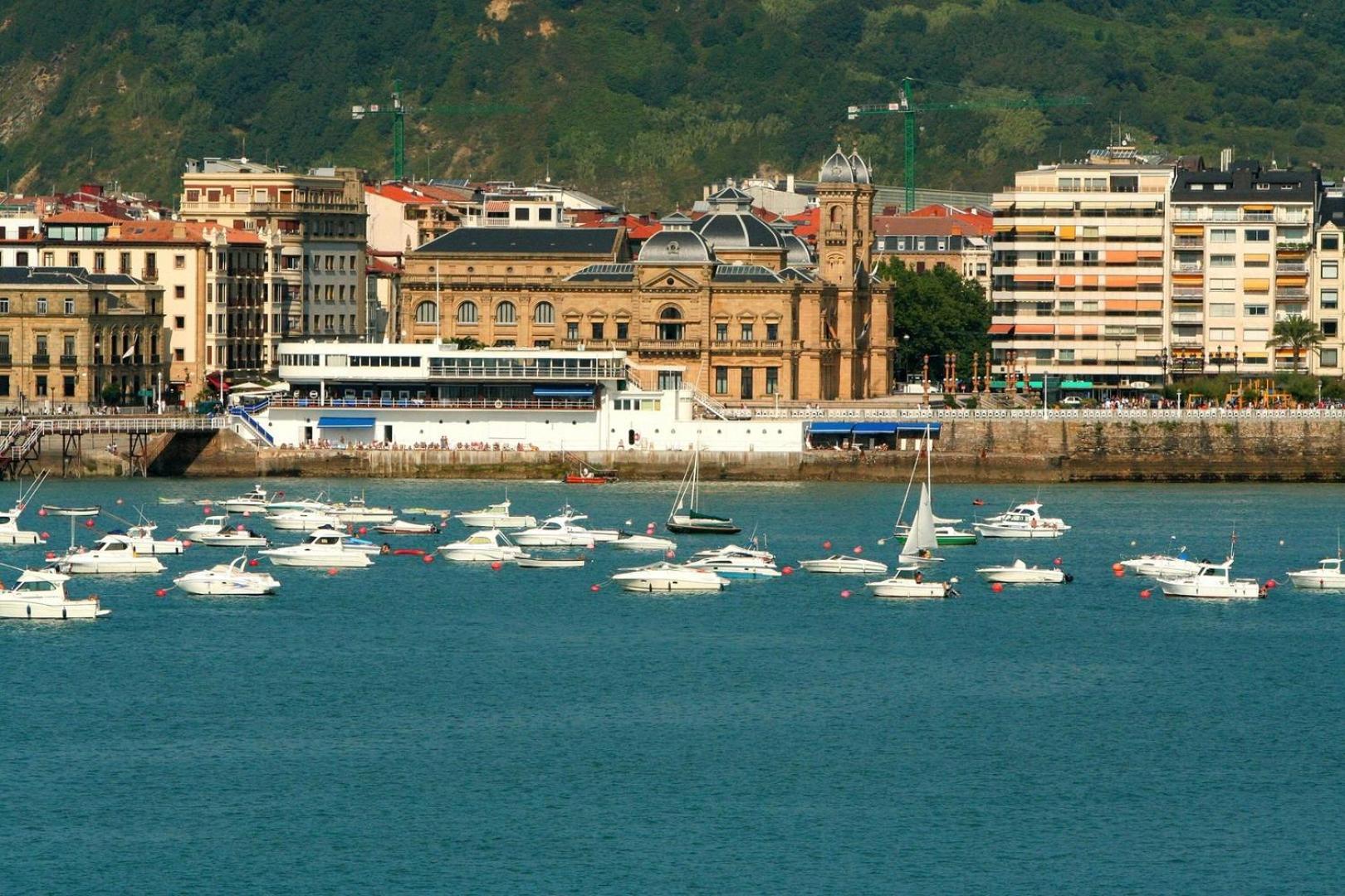 Apartamentos Gran Via By Sanse Holidays San Sebastián Exterior foto